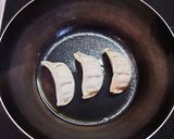 もやしと焼餃子のかんたん味噌汁作り方2写真