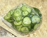 キュウリと梅干で冷やし茶漬け作り方1写真