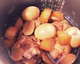 炊飯器で鶏もも肉と卵の煮物作り方3写真