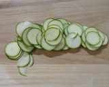 ズッキーニの1分サラダ作り方1写真