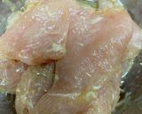 やわらかチキンと彩り野菜の中華炒め作り方1写真