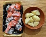 鮭とじゃがいものめんつゆバター♫作り方1写真