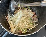 水餃子のひき肉旨味スープ作り方2写真