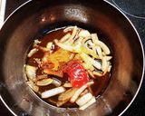 カレー風！甘とうがらしとしめじの味噌汁作り方4写真