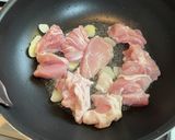 食欲増進！鶏もも肉とキュウリの甘味噌炒め作り方4写真