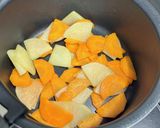 【2人分】ごま油香る人参と大根の味噌汁作り方3写真
