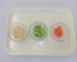 【離乳食後期】鶏ささみと野菜のごま和え作り方2写真