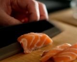 塩麹で超簡単で旨すぎるサーモンユッケ丼作り方1写真