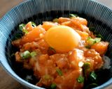 塩麹で超簡単で旨すぎるサーモンユッケ丼作り方5写真