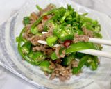 ピーマンとオクラの甘辛肉味噌炒め作り方9写真