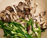 ピーマンとヒラタケの塩昆布炒め作り方2写真