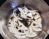 おからと玉ねぎ、昆布のかんたん味噌汁作り方2写真