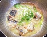 サバ缶とパクチーのかんたん味噌汁作り方4写真