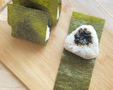 簡単おにぎり♡海苔佃煮わさび入り作り方6写真