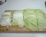 白菜と豚肉のスープ作り方1写真