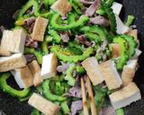 牛肉とゴーヤの甘辛ヨシダソース炒め作り方4写真