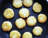 甘辛もちもち☆じゃがいも餅作り方7写真