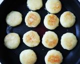 甘辛もちもち☆じゃがいも餅作り方6写真
