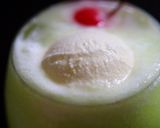 お家で喫茶店気分！ クリームソーダ作り方5写真