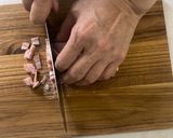 はちみつ梅のオリーブオイル漬梅炒飯作り方3写真