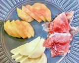 桃と生ハムとモッツァレラの生春巻き作り方1写真