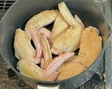 手羽先の煮込み・焼き肉のタレで作り方3写真