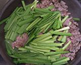 簡単激ウマ！こまぎれ牛肉とニラ春巻作り方2写真