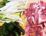 暑い日には豚もやし温玉乗せ冷やしクッパ！作り方1写真