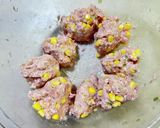 コーン豚しそつくねスパイシー麺つゆバター作り方1写真