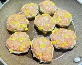 コーン豚しそつくねスパイシー麺つゆバター作り方3写真
