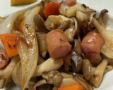 【簡単副菜】シャウエッセンときのこ炒め作り方5写真