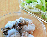 簡単、早い！セロリとエビの中華風炒め♪作り方1写真