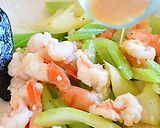 簡単、早い！セロリとエビの中華風炒め♪作り方5写真