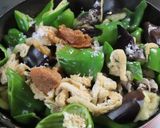 簡単美味♪豚肉なすピーマン油あげの鍋しぎ作り方6写真