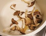ヒラタケとお豆腐味噌汁作り方2写真