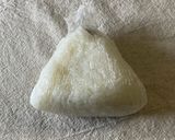 おにぎりの具材を真ん中に握る裏技!?作り方5写真