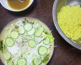 簡単!バター醤油味のラーメンサラダ作り方3写真