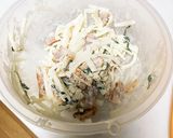 塩揉み大根とひら天、大葉のマヨネーズ和え作り方3写真
