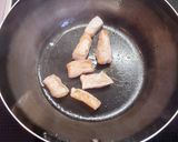 赤いオクラ？にズッキーニ！夏野菜の味噌汁作り方3写真