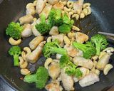 鶏胸肉とブロッコリーとカシューナッツ炒め作り方6写真