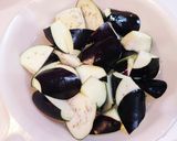 【ノンオイル】鶏むね肉で麻婆茄子作り方1写真