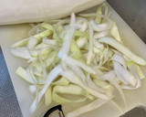 大根の皮と残り野菜のきんぴら♪作り方1写真