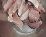 イナダと夏野菜の旨辛炒め作り方1写真