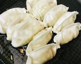 レトルト餃子●レタスといっしょ焼き作り方1写真