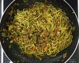夏に食べたい！スパイシーカレー焼きそば作り方7写真