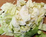 キャベツ しめじ ウインナーのデミスープ作り方1写真