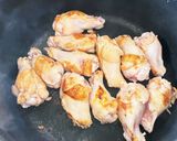 手羽元で作るビール煮★トマトソースチキン作り方2写真