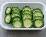 チーズまみれ♪クミン風味のゴーヤチップス作り方1写真