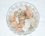 夏野菜と海鮮のトムヤム風玉子炒め作り方3写真