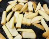 新ジャガと鶏肉のオイスターソース炒め作り方1写真
